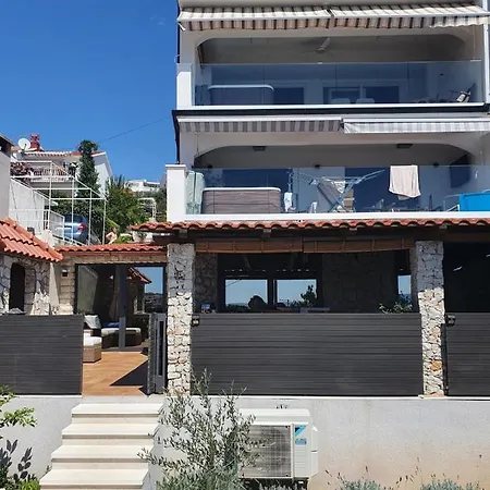 Paradiso With Private Jacuzzi And Terrace *