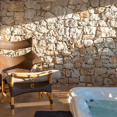 Paradiso With Private Jacuzzi And Terrace Трогір