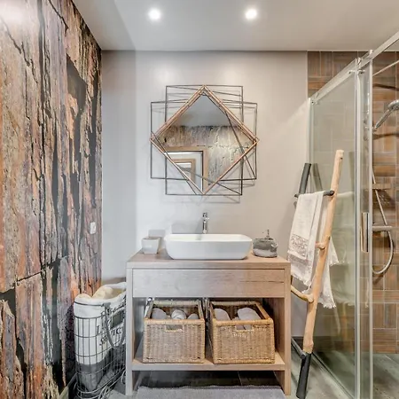 Paradiso With Private Jacuzzi And Terrace Apartment