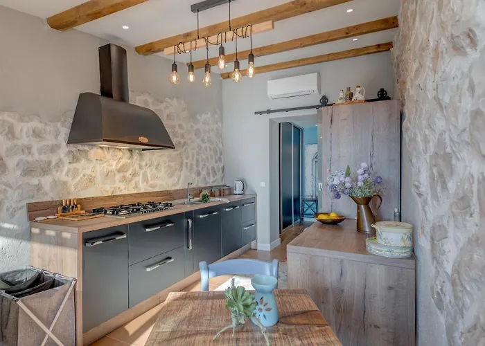 Apartman Paradiso With Private Jacuzzi And Terrace *