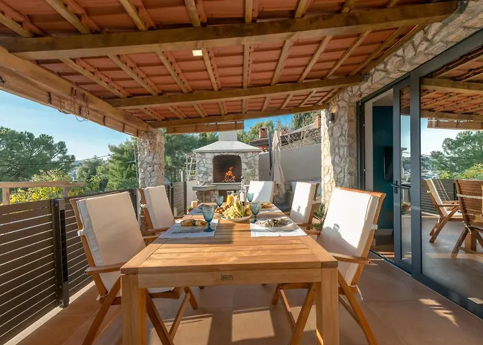 Paradiso With Private Jacuzzi And Terrace Apartman *