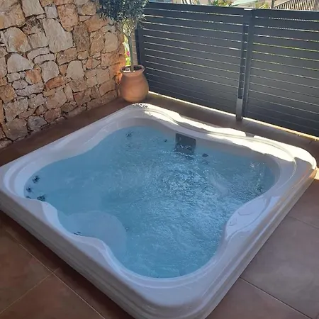 Apartment Paradiso With Private Jacuzzi And Terrace *